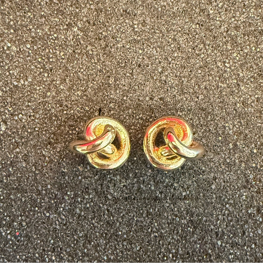 Kendra Scott Knot Earrings